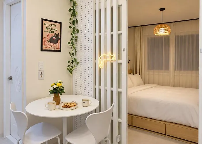 Bonnie Houseㅣmax5people,2rooms,3bedsㅣseongsu,konkuk Univ,jamsil,kspo,coex,gangnam,hangang Park
